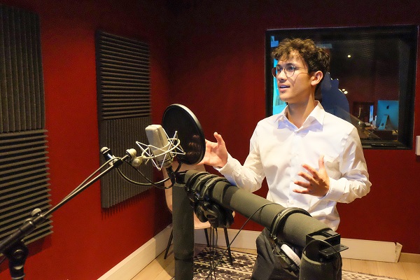 Crunchyroll dévoile son studio de doublage français